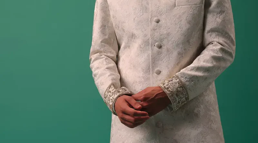 What is the latest trend in ethnic wear for men 2024?